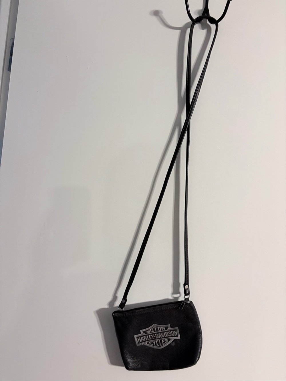 Harley-Davidson Black Leather Logo Crossbody Purse - Picture 3 of 9
